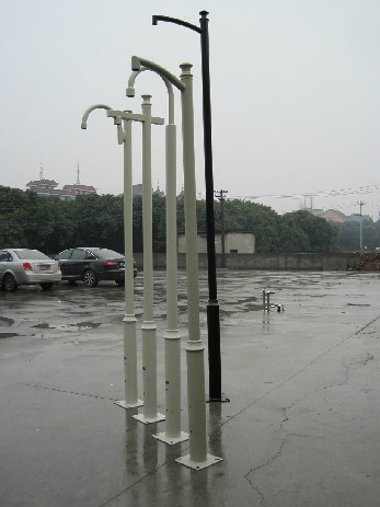 小區(qū)監(jiān)控桿